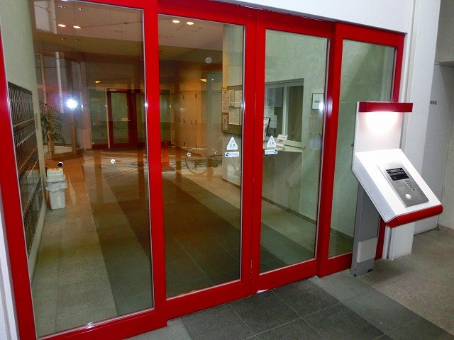 アスタ新長田タワーズコート2番館のエントランス