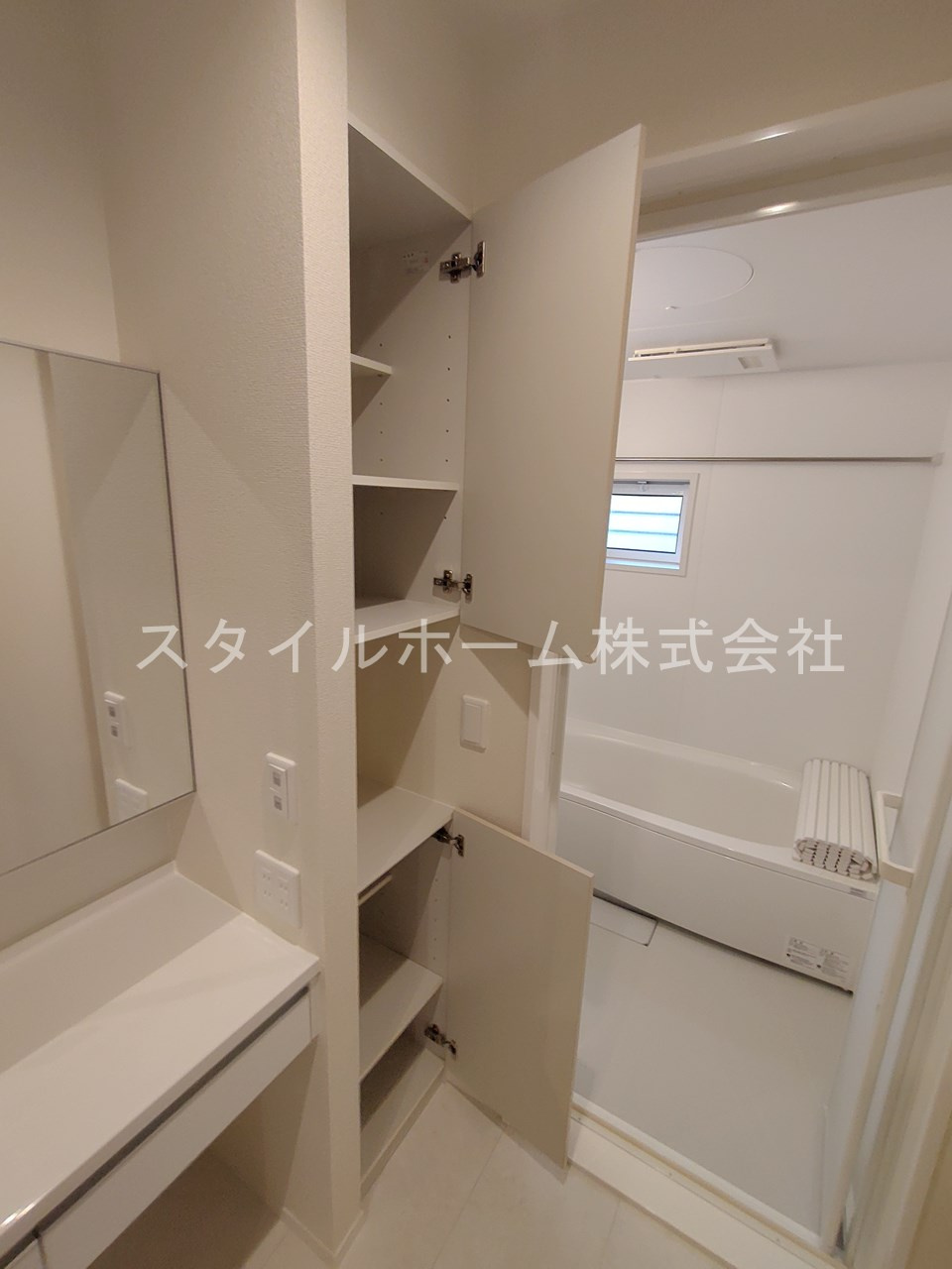 D-square東橋良町の洗面所