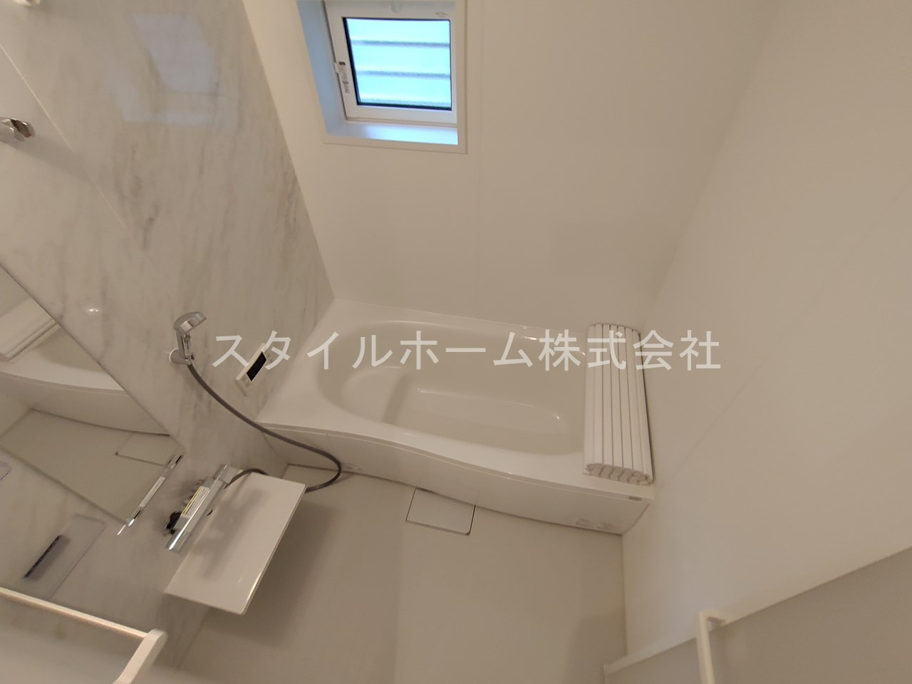 D-square東橋良町の浴室