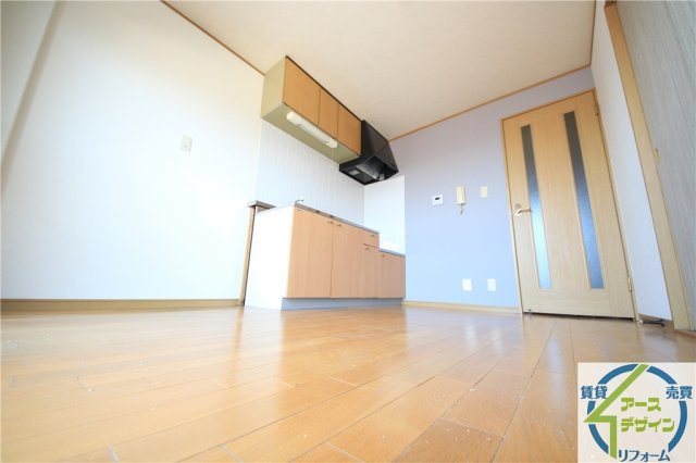 マンションエイトの居間・リビング|※類似部屋