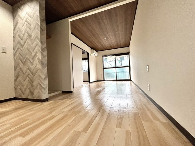 浜松市中央区和合町のアパートの寝室
