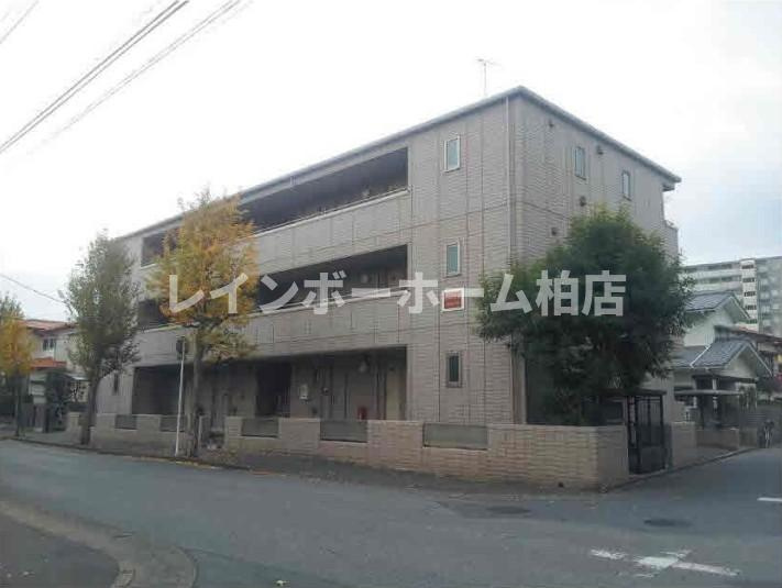 特典：仲介手数料が無料です!!の外観