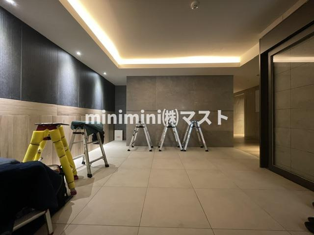 ArtizA南船場のロビー