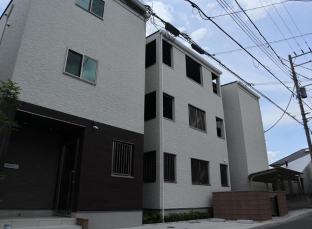 カバルリーガーデンズの外観|閑静な住宅地