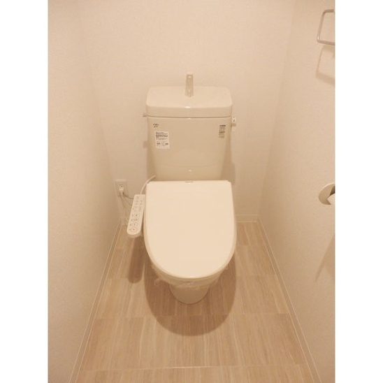 【トイレ】Reussir N6W11 