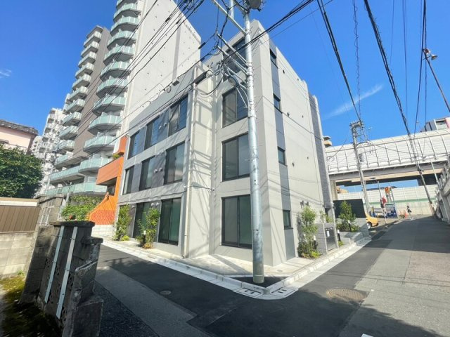 Crostone西巣鴨の外観