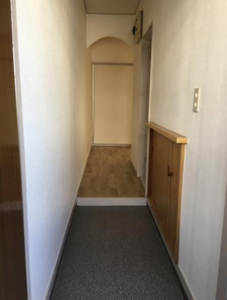 コーポ市川の玄関