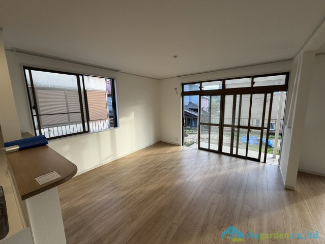 秦野市曽屋　中古戸建の居間・リビング