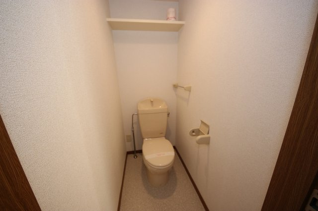 カーサ・グランデのトイレ|シンプルで使いやすいトイレです