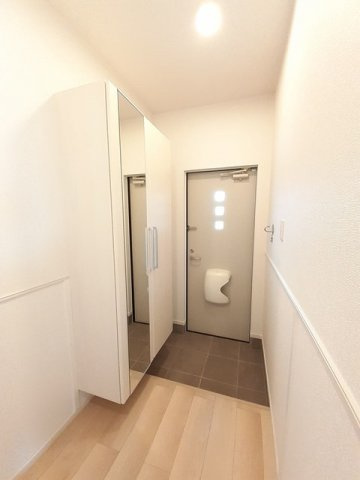 ミモザの玄関|明るい玄関です