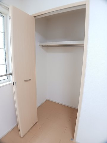 ラ・カーサ・ミーアの収納|小物を収納するのに便利です
