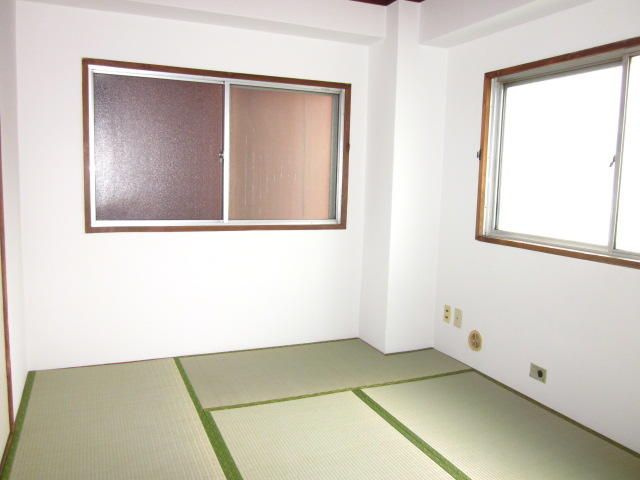 池田ビルの寝室