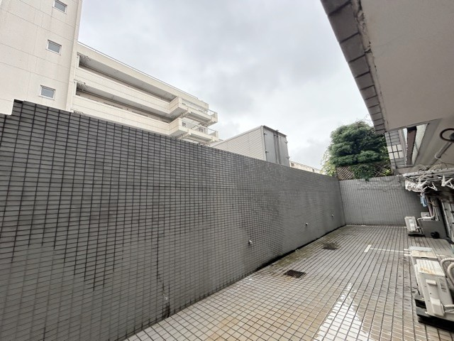 【設備】 | オリンポス板橋栄町 | 郵便物を受け入れる住民共用のポスト。「集合ポスト」とも呼びます。ここもまた、マンションの「顔」のひとつです。～即日のご見学可能～　お問合せはお気軽にどうぞ。

