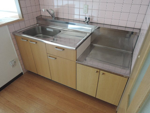 高岡中村コーポⅡのキッチン