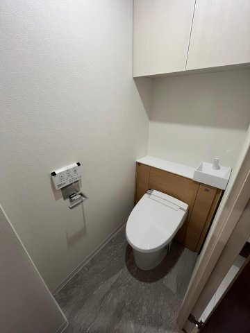 クレヴィスタ中野新橋Ⅱのトイレ|ゆったりとした空間のトイレです