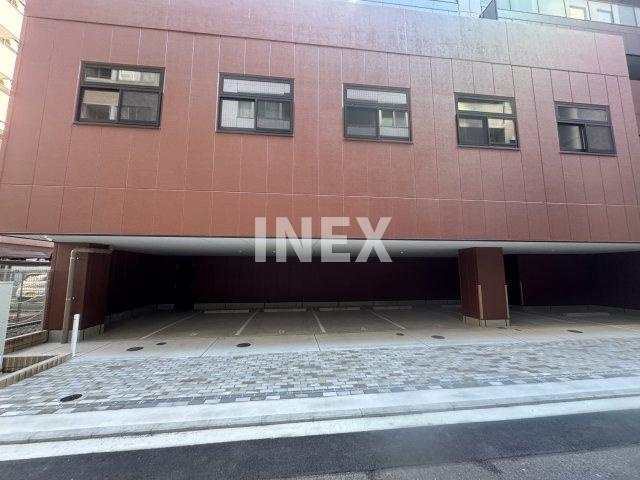 横浜市中区相生町１丁目の賃貸マンションの駐車場