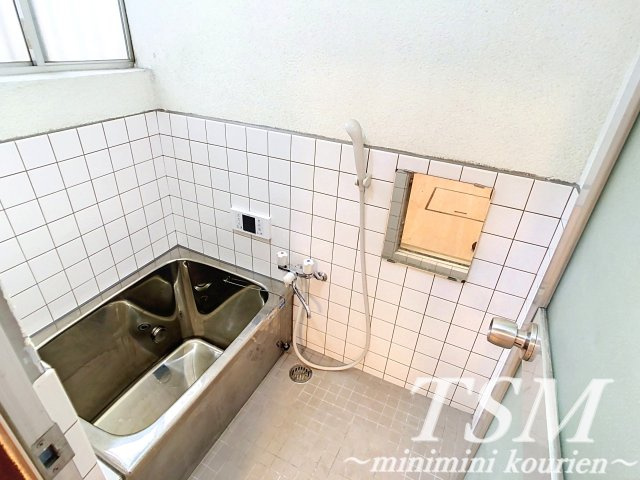 寝屋川市石津元町貸家のトイレ