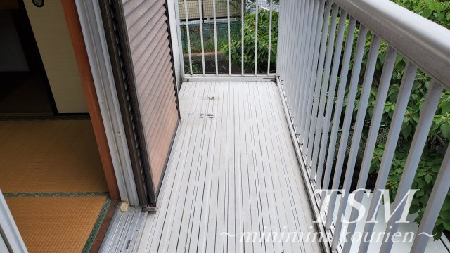 寝屋川市石津元町貸家のバルコニー