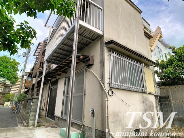 寝屋川市石津元町貸家の外観