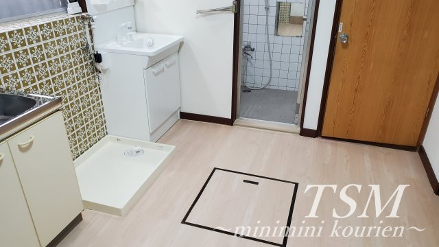 寝屋川市石津元町貸家の居間・リビング