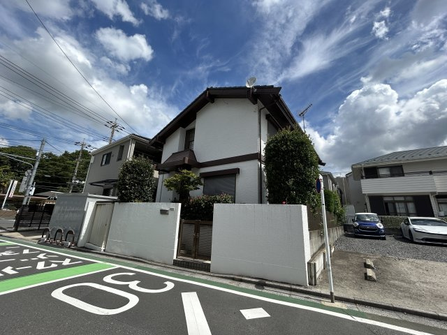 さいたま市緑区東浦和８丁目の外観