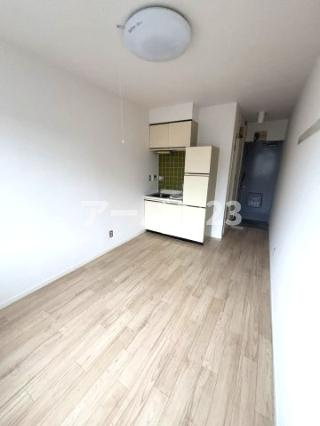 メゾンドノア大横町の居間・リビング