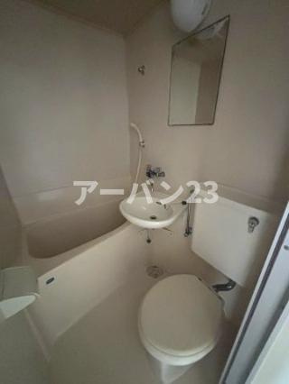 メゾンドノア大横町の浴室