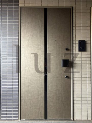スクエアシティ横濱山手の玄関