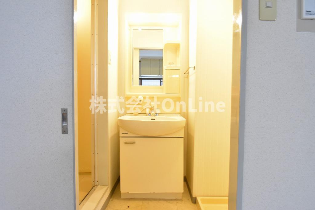 八尾市山本高安町２丁目の賃貸マンションの独立洗面台