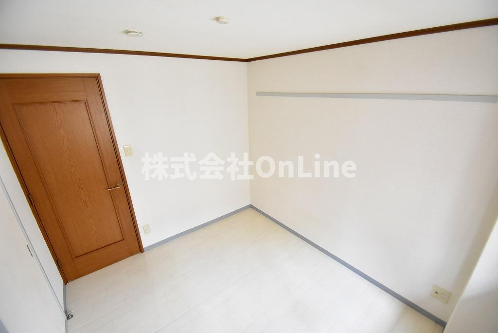 八尾市山本高安町２丁目の賃貸マンションの内装
