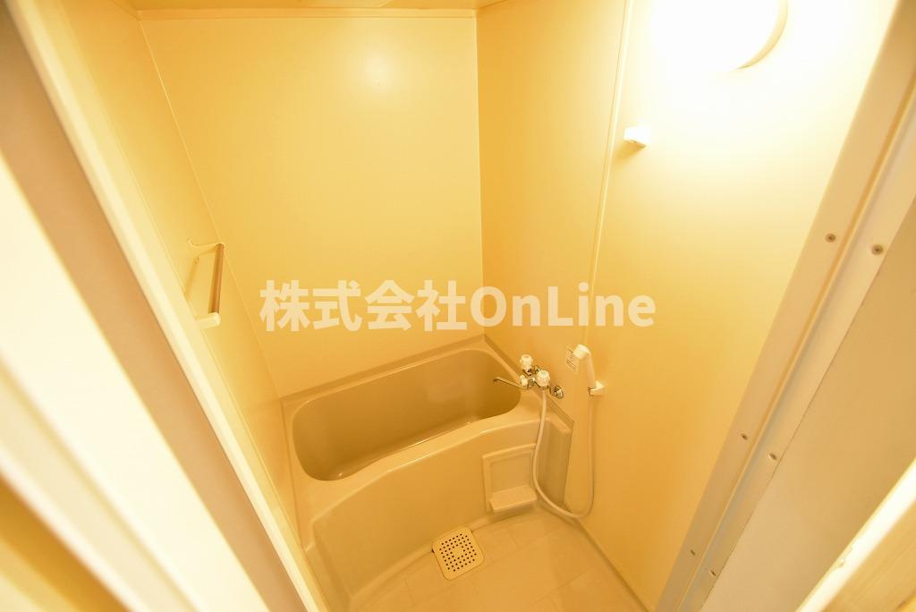 八尾市山本高安町２丁目の賃貸マンションの浴室