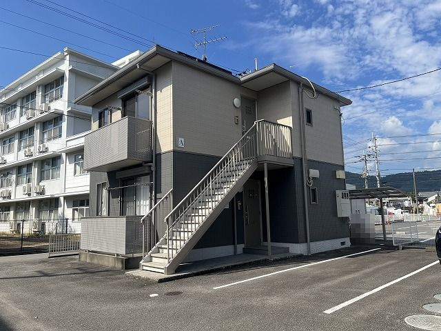シャーメゾン・プラチナ A棟