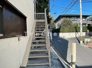 アイリス西赤羽のエントランス
