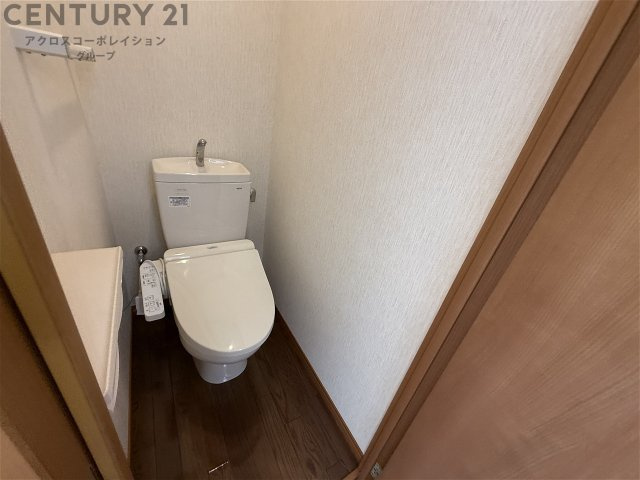 ウォシュレット付きのトイレです！