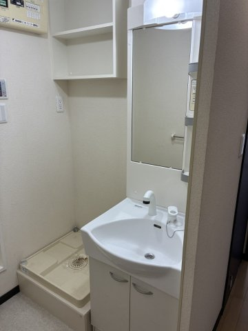 サンリット富合の独立洗面台|※同タイプの部屋写真です