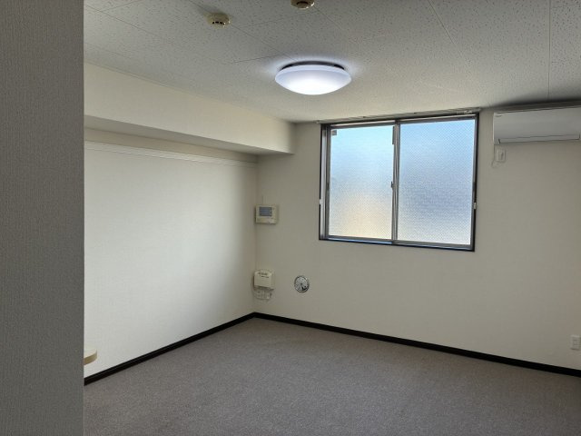 サンリット富合の洋室|※同タイプの部屋写真です