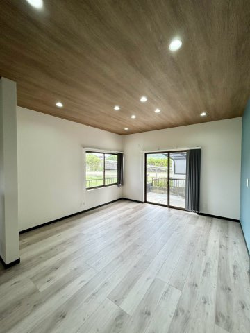 阿保中古戸建て(乙159-8)の居間・リビング