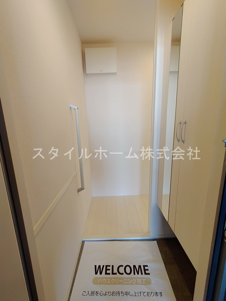 オアシス牛川Ⅱの玄関