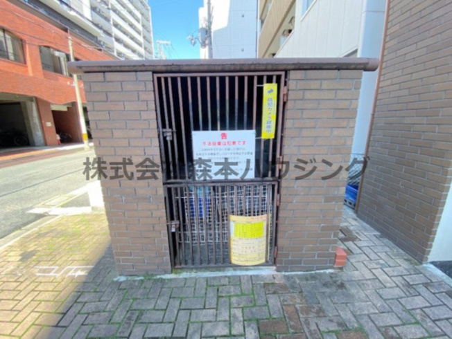 【その他共用部分】 | 　グランドヴィラ門真 | 専用ごみ置き場です
