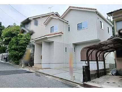 広島市安佐北区口田南７丁目　新築一戸建ての前面道路含む現地写真