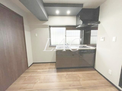 【キッチン】 | ReDEAL町屋レジデンス  | キッチンです。