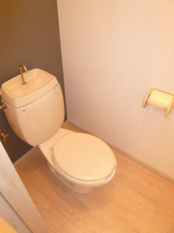 ラベンダー堤【キャンペーン対象物件】のトイレ|シンプルで使いやすいトイレです