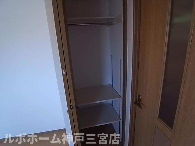 エステムコート神戸元町通の収納