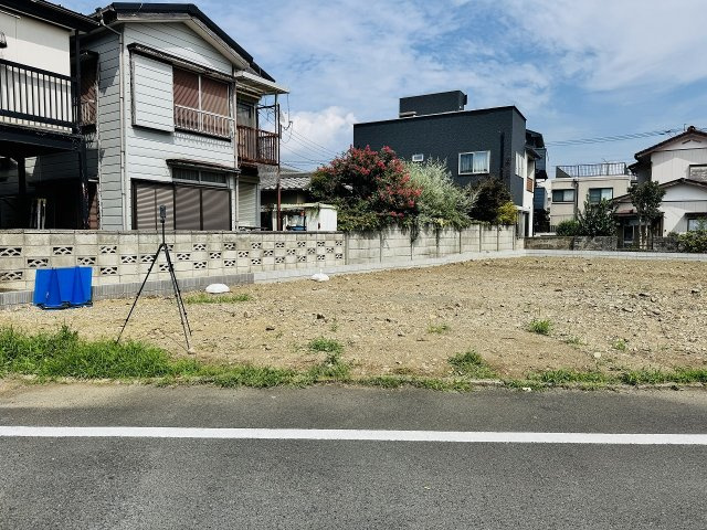 八王子市　中野上町　新築一戸建ての駐車場|～並列3台駐車可能カースペース～