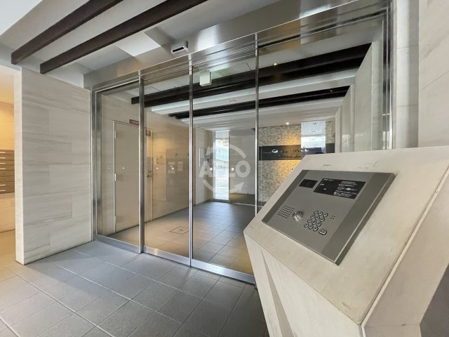 ジュネーゼみなと弁天町のエントランス|ジュネーゼみなと弁天町　エントランス