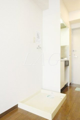 【設備】 | 大永ビル | 室内洗濯機置き場です。