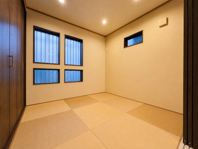 神戸市兵庫区湊山町　中古戸建の和室|AIにて動産物は消しております。