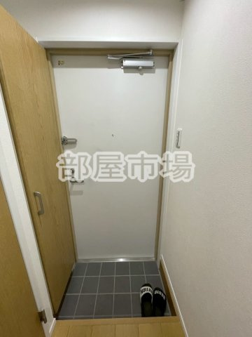 ミライズ南千住の玄関