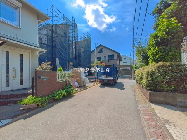 《仲介手数料無料》中野区上鷺宮５丁目8-41新築一戸建てハートフルタウン