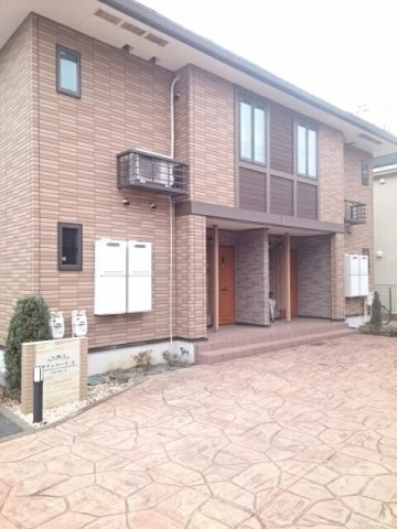 【エントランス】 | チチェローネ　Ａ | 毎日通るエントランスはこのようになっています